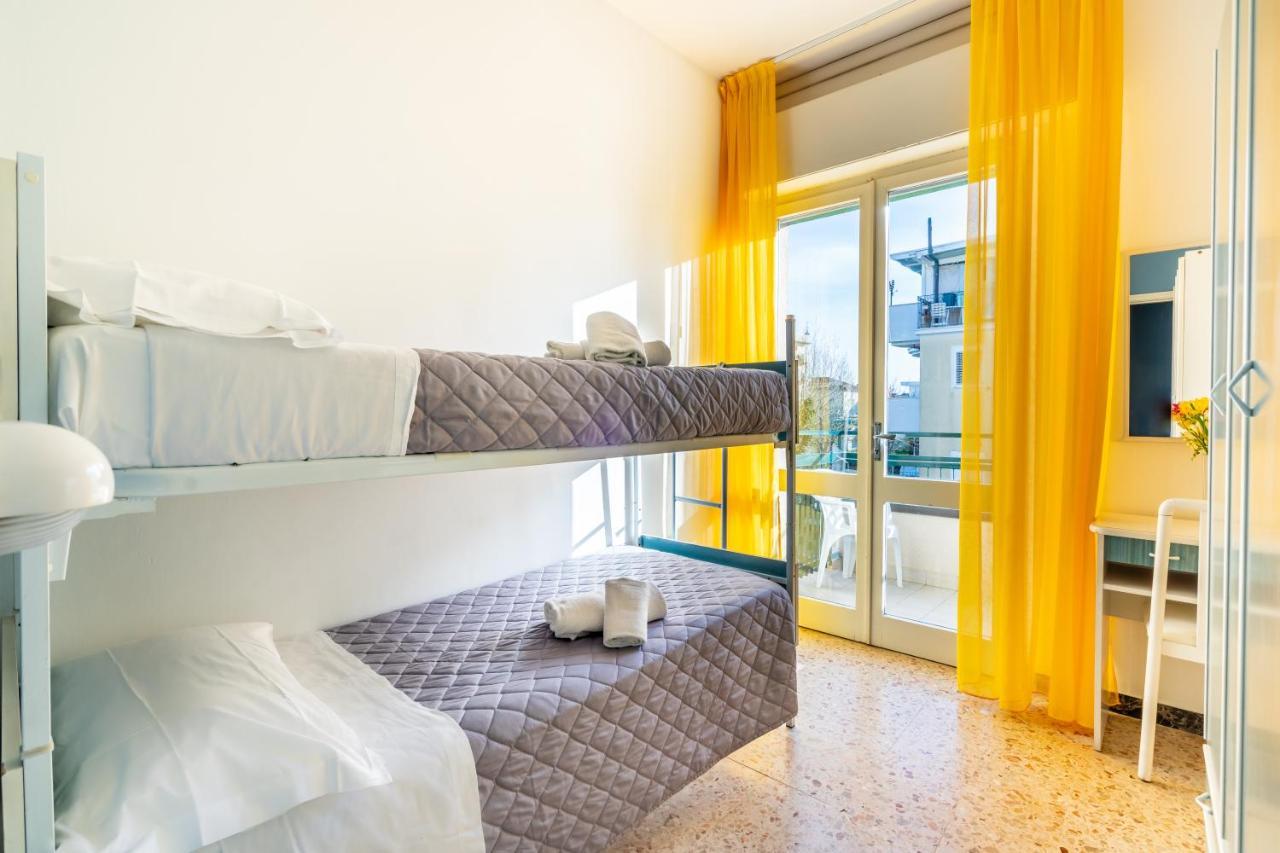 Hotel Viscount Riccione Luaran gambar