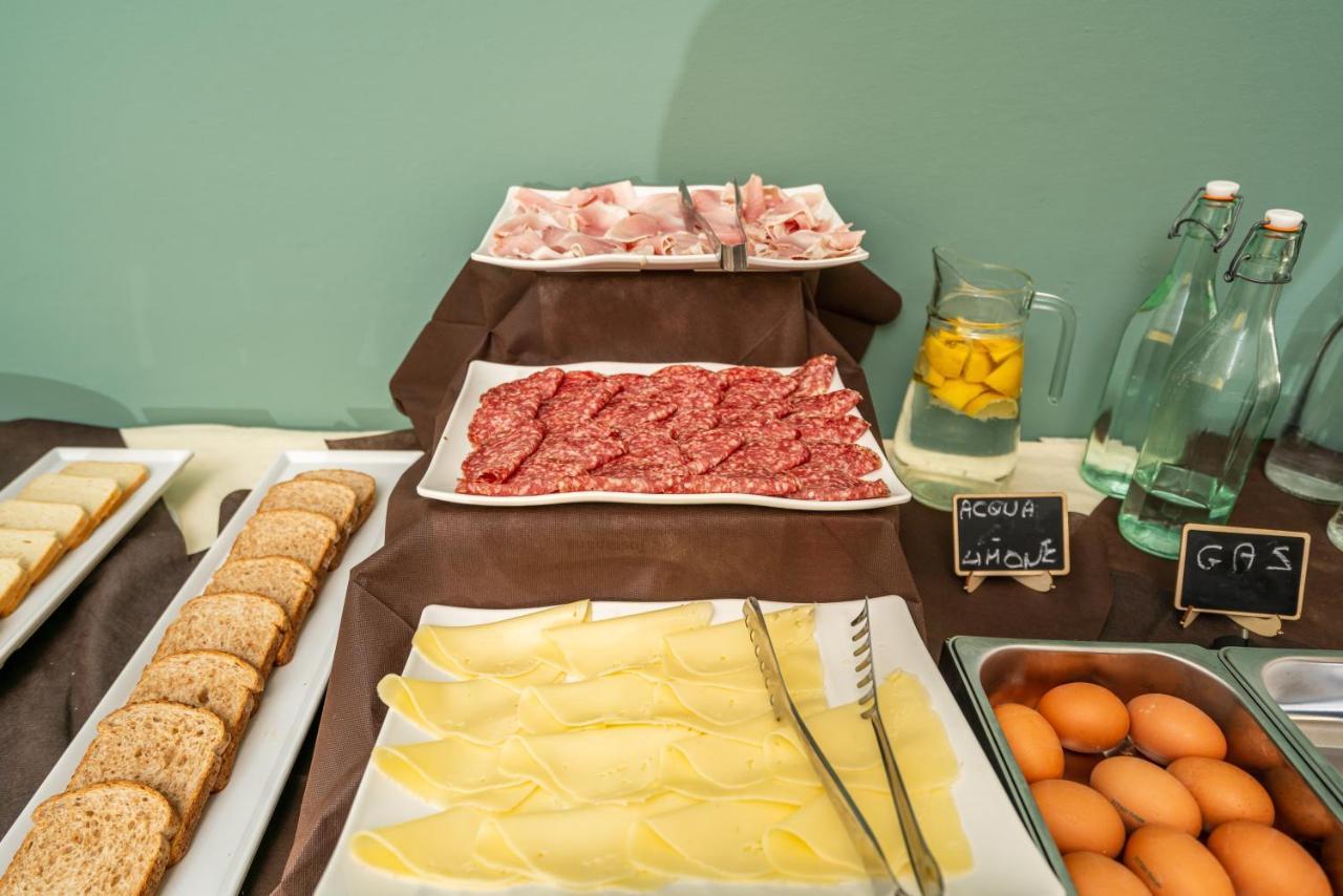 Hotel Viscount Riccione Luaran gambar